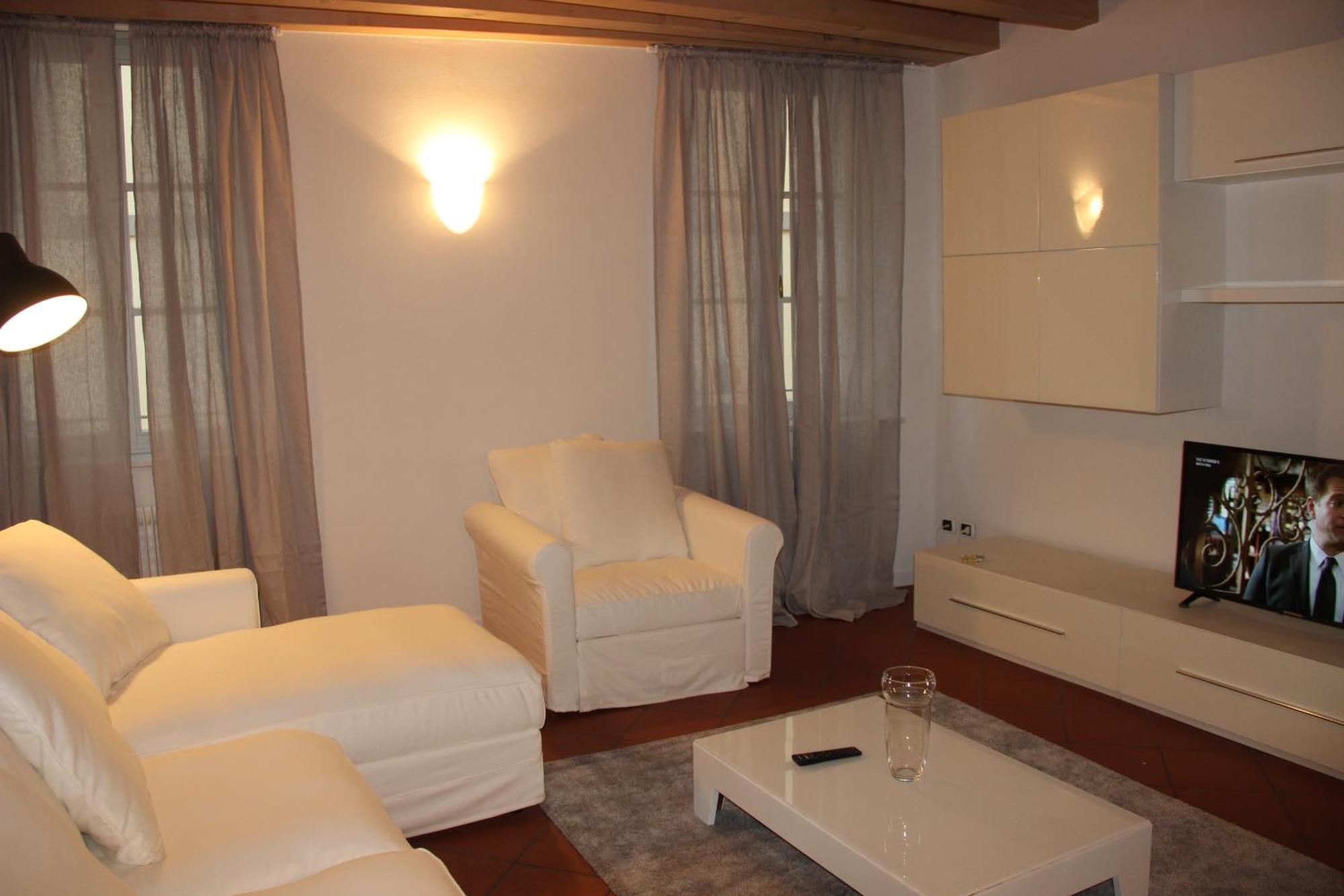 Centro Storico Deluxe Flat Apartment Udine Bagian luar foto